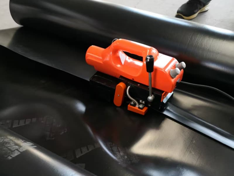 Poste à souder étanche – Présentation de la machine et de l'emballage