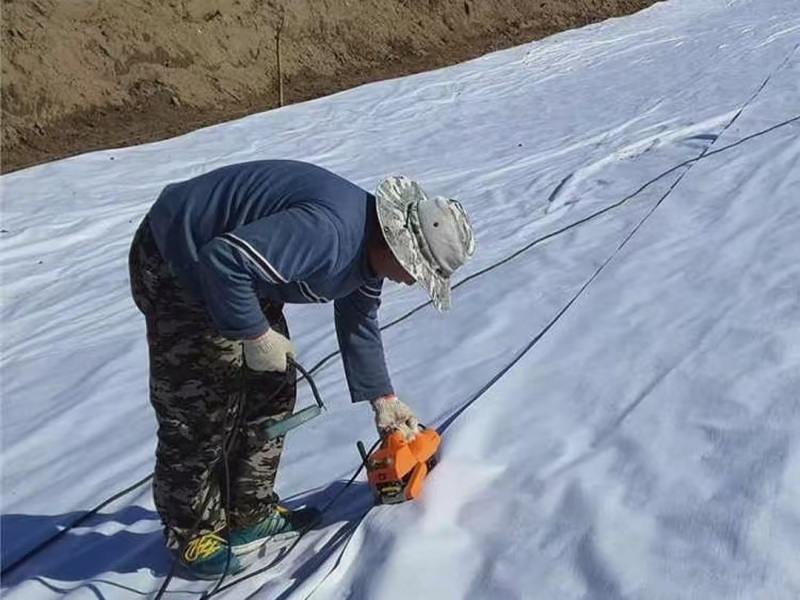 geotextile fabric for roads