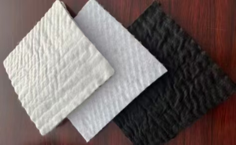 Filet de drainage géocomposite ou drainage traditionnel en gravier : lequel est le plus pratique ?