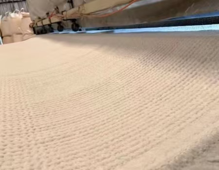 Comment choisir une géomembrane d'argile synthétique pour les bassins de décantation des mines de cuivre ?